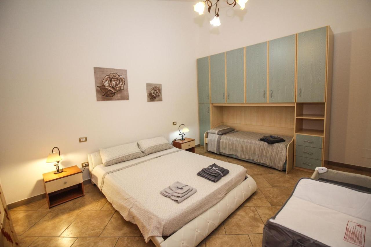 Ferienwohnung Casa Di Fabia SantʼAntìoco Exterior foto